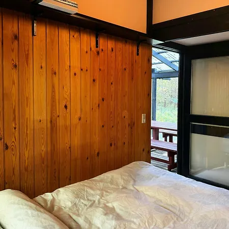 Architect-designed In Ulvshale Forest Vakantiehuis Tyrholm