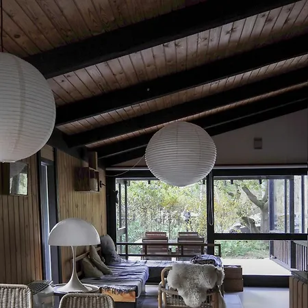 Architect-designed In Ulvshale Forest Nyaraló Stege