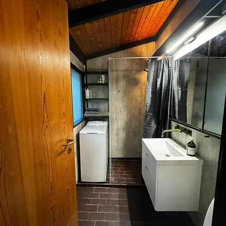 Architect-designed In Ulvshale Forest Semesterbostad *