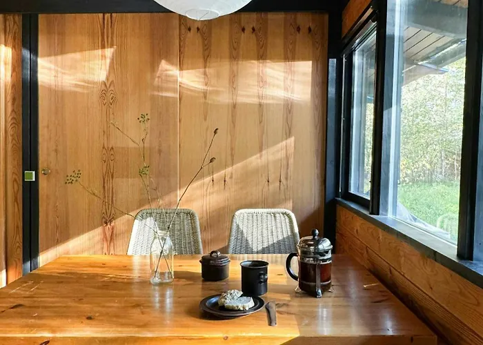 Architect-designed In Ulvshale Forest Nyaraló